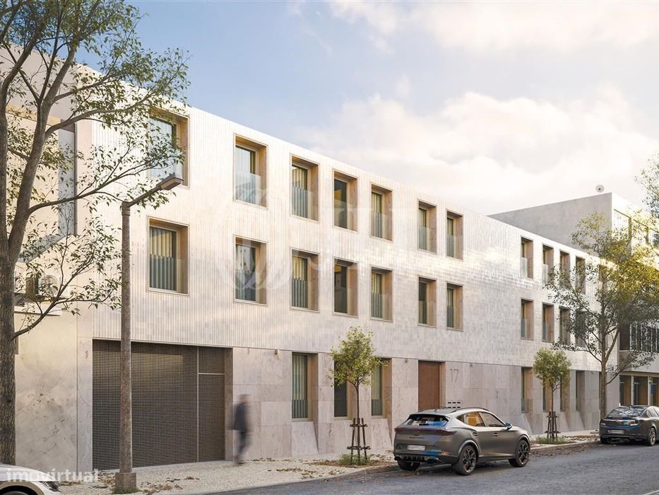 Apartamento T3 duplex com garagem, em Alvalade, Lisboa