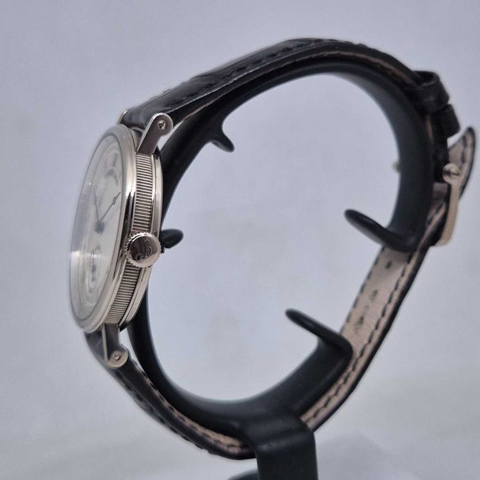 Breguet Classique 5907BB/12/984