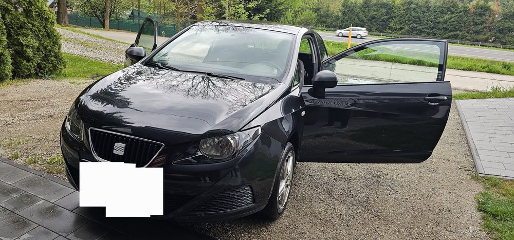 Sprzedam Seat Ibiza czarny 1.2 benzyna