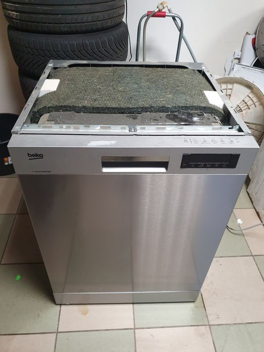 Zmywarka BEKO 60cm DFN26422X