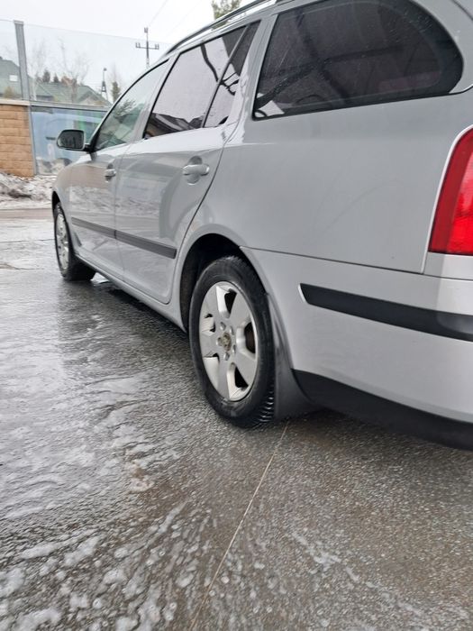 Skoda oktawia  1,8 lpg