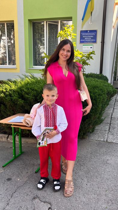 Няня для дитини виховалелька