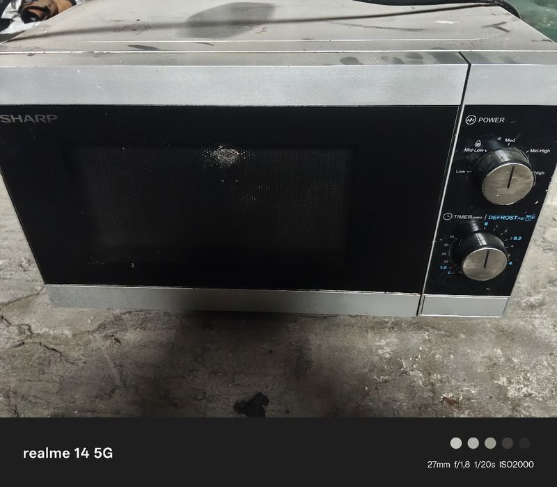 Mikrofalówka z grillem marki szarp