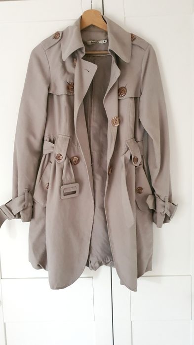 Trencz Bershka rozm. S