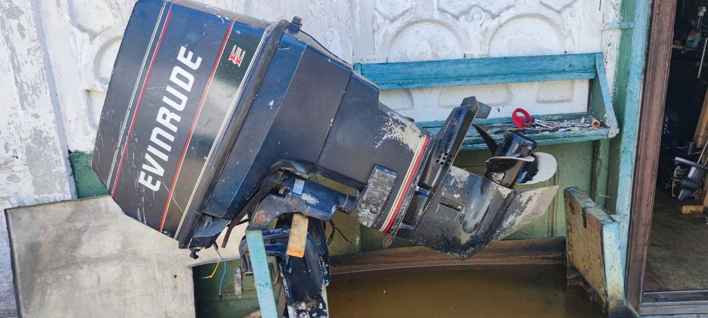 Лодочный мотор Evirude 40-50(737)
