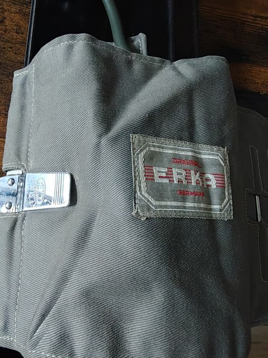 Stary retro ciśnieniomierz erka
