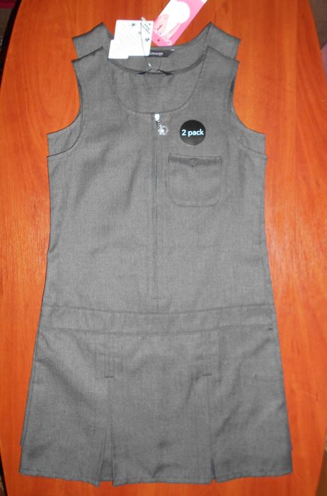 Новый Комплект сарафанов George 104-110 см