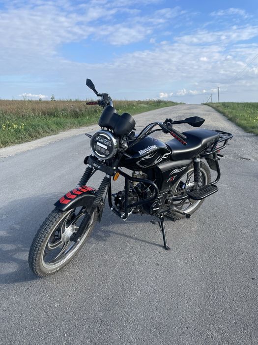 Mustang fit 125 в гарному стані