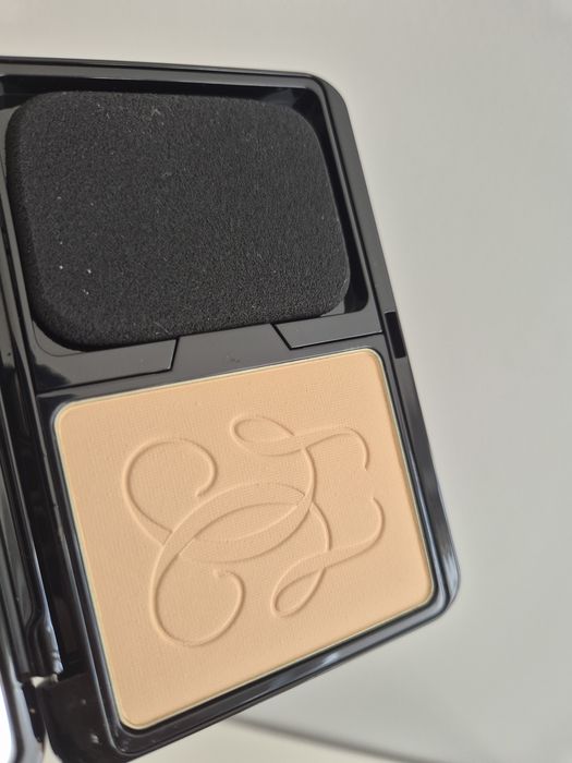 Guerlain Lingerie puder matujący 02N