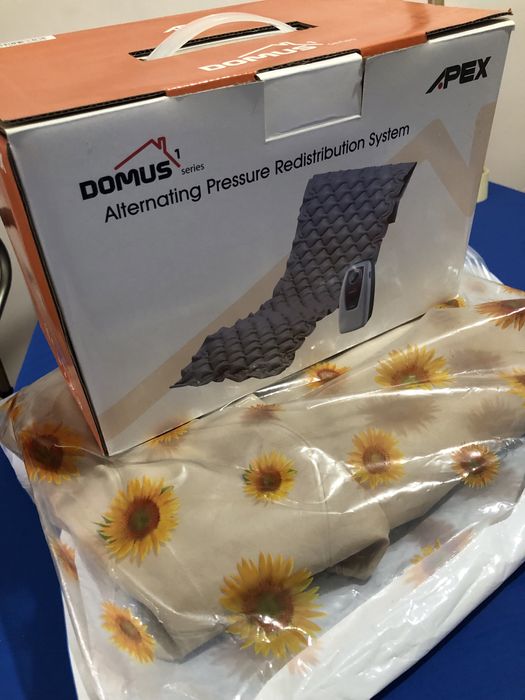 Colchão anti escaras e compressor de ar