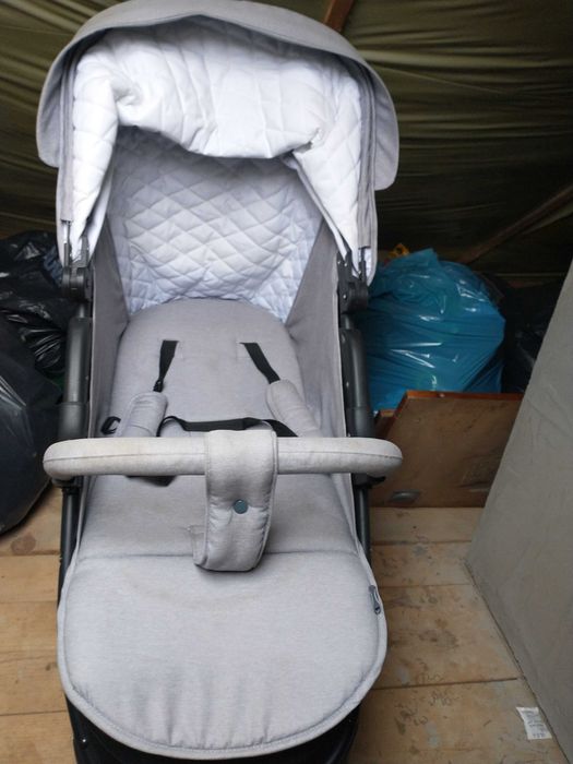 Sprzedam 2 wózki dla chłopca