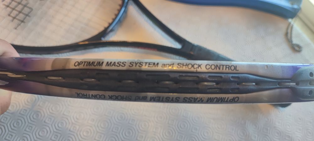 2 raquetes vintage em grafite