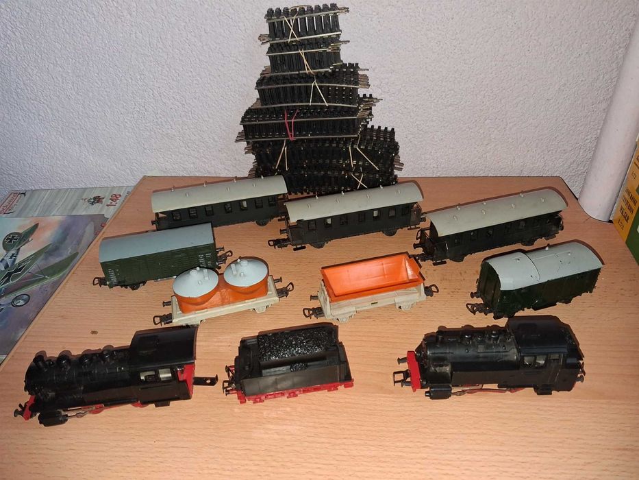 Stary duży zestaw kolejki PIKO w skali 1/87