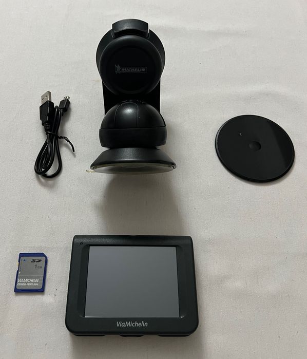 GPS ViaMichelin Navigation X-960 em excelente estado