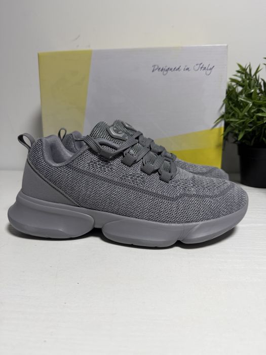 Wygodne szare sneakersy Scholl Camden Two