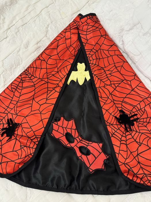 Двусторонній костюм для дитини  4-7 років