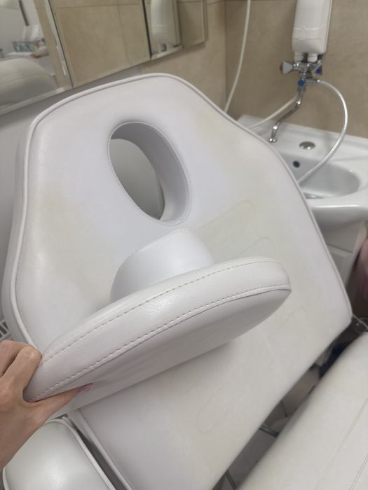 Fotel kosmetyczny do pedicure zabiegow masażu na podnosniku