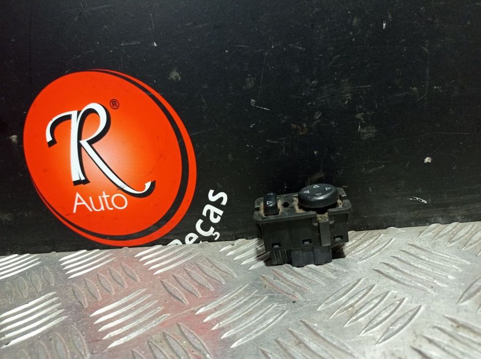 Comando De  Regulagem Peugeot 406 (8B)