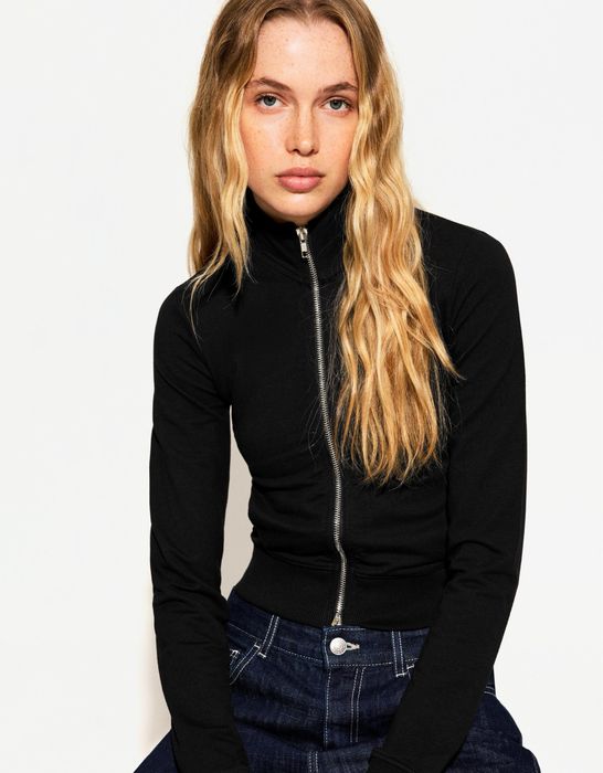 Нова кофтинка Bershka