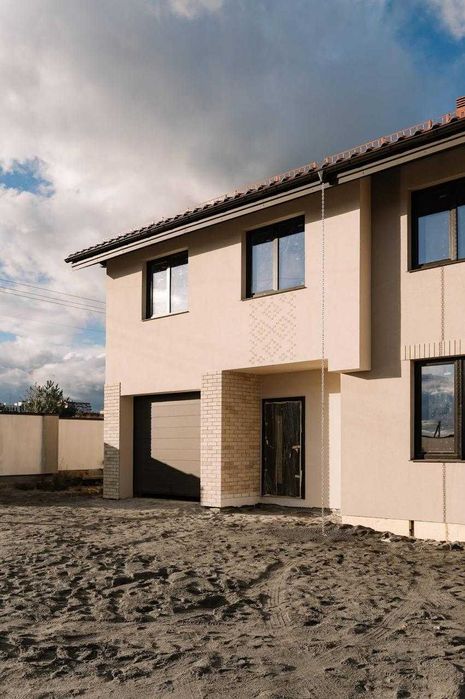 Продаж Ексклюзивного котеджу Етнія - на Щасливому!