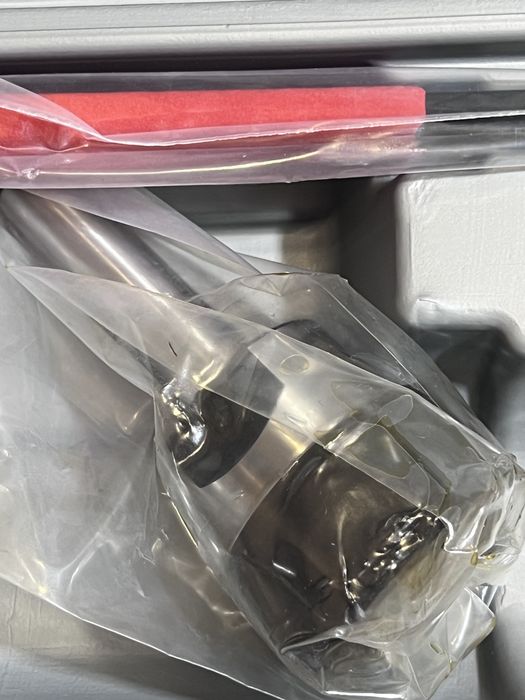 Jogo de Pinças ER40 com Mandril e Chave (Novo/Embalado)