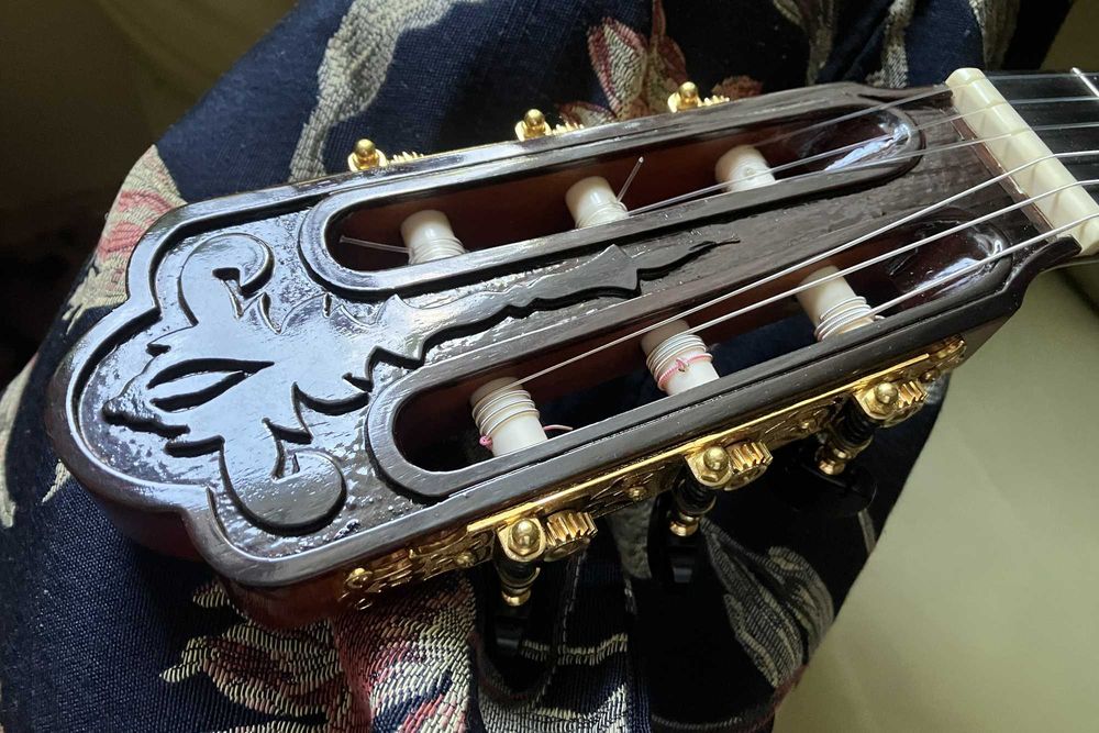 gitara klasyczna F,HIMENES modelo 400