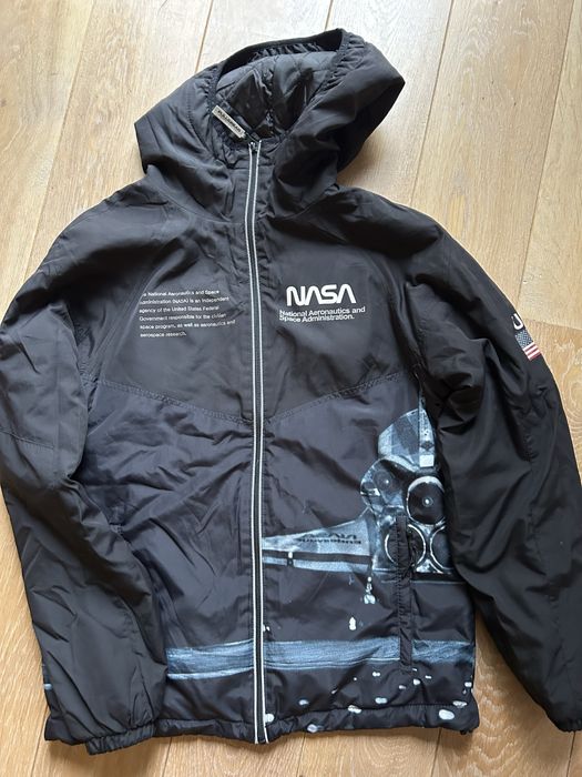 Pull&Bear czarna męska kurtka Nasa S