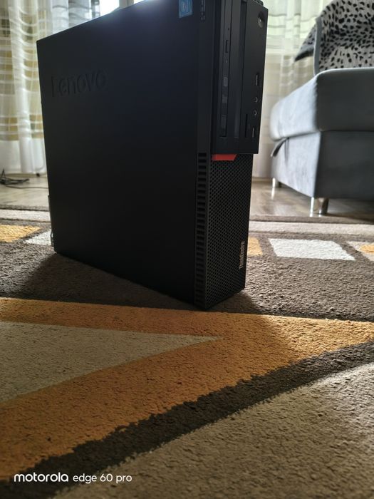 Lenovo ThinkCentre M700 SFF