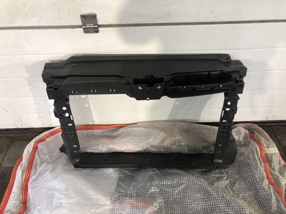 Телевізор , панель передняvw Golf7 Tiguan, Jetta USA 11-20рік