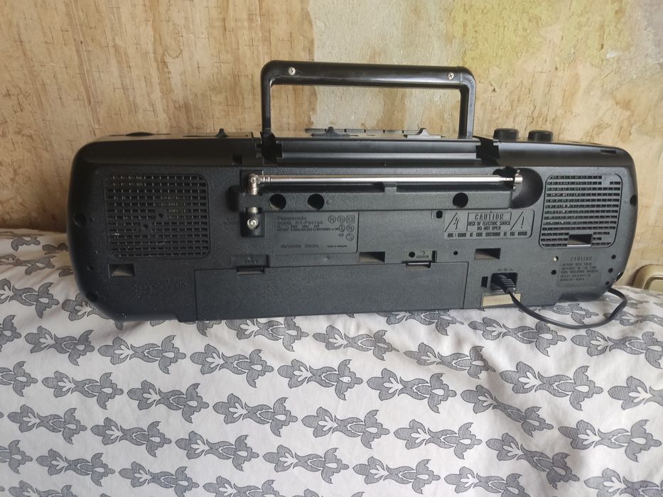 Panasonic -RX-FS410,made in Malaysia.