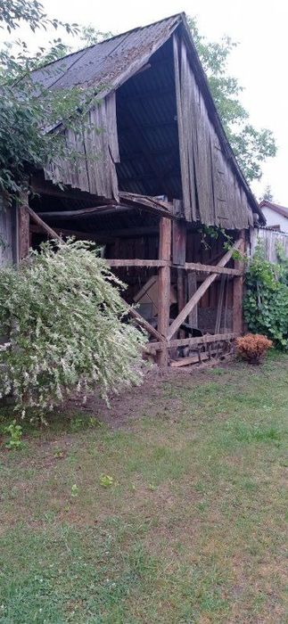 Rozbiórka stodoły stodół stodołę