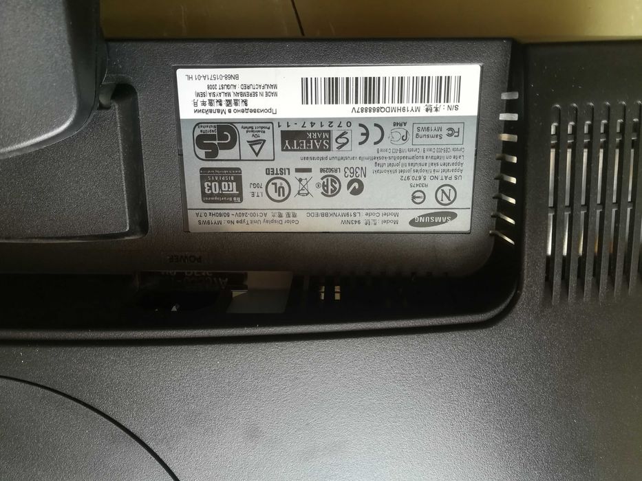 Monitor 19" Samsung 943NW (LS19MYNK)