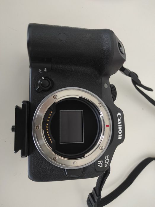 Canon R7 (corpo)