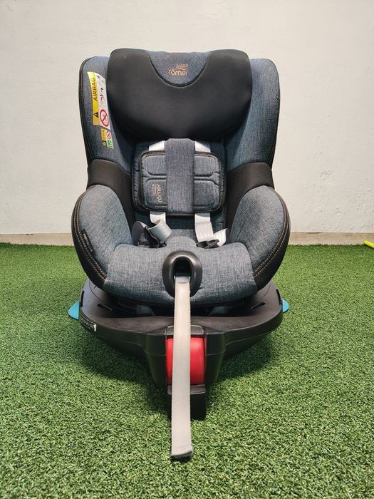 Fotelik samochodowy Britax Romer Dualfix M I-Size