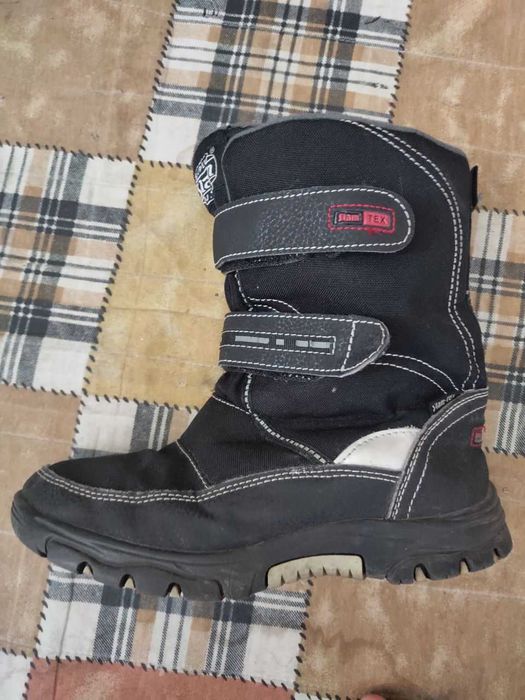 Чоботи для хлопця