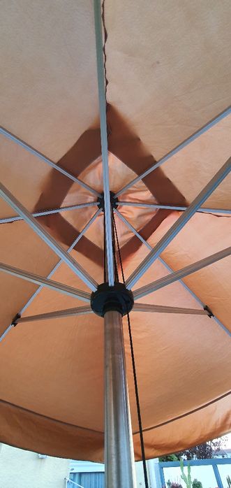 Guarda Sol grandes dimensões