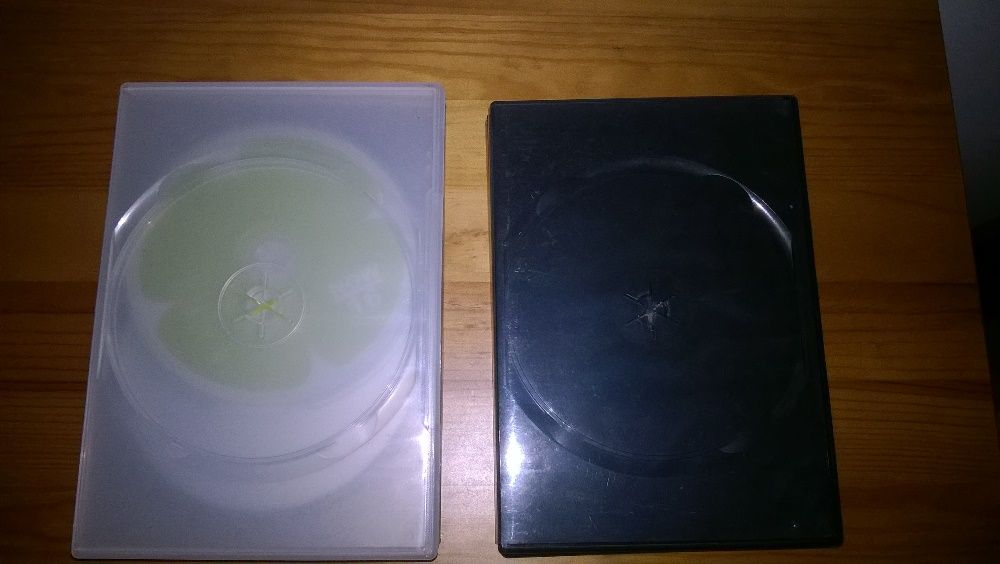 30 caixas de plástico para CD e DVD443228612692561920