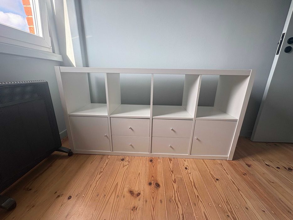 Estante IKEA branca