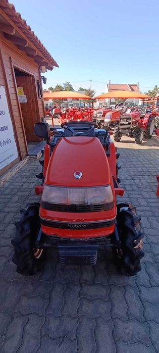 Campanha de Natal: Trator Kubota A14 + 4 alfaias POUPE 1250€