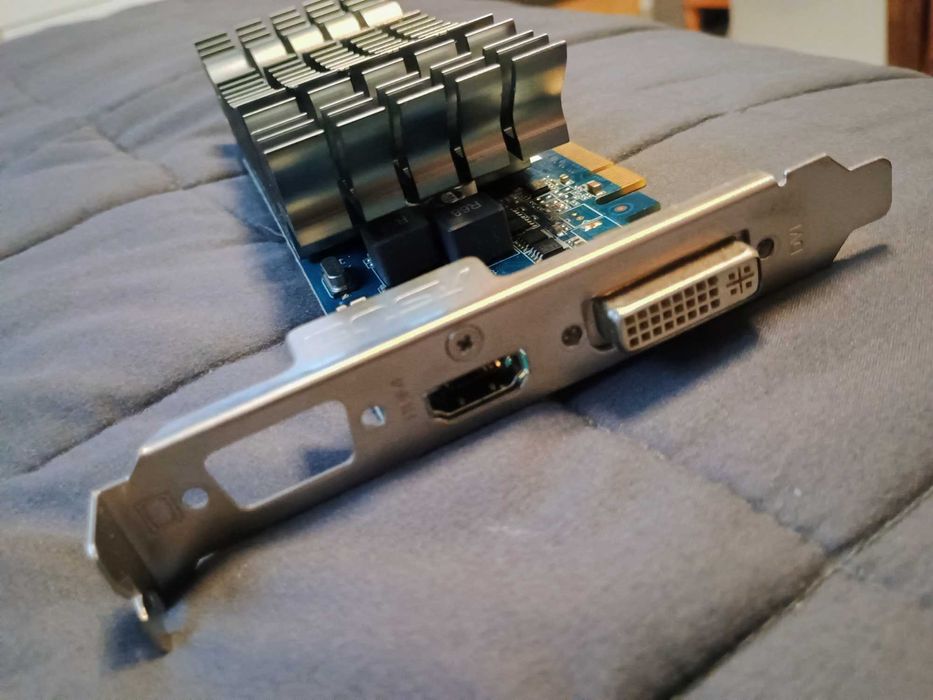 Asus GT 520 2gb/ ddr3