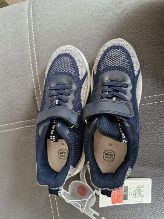 Buty sportowe nowe 35, dziewczęce