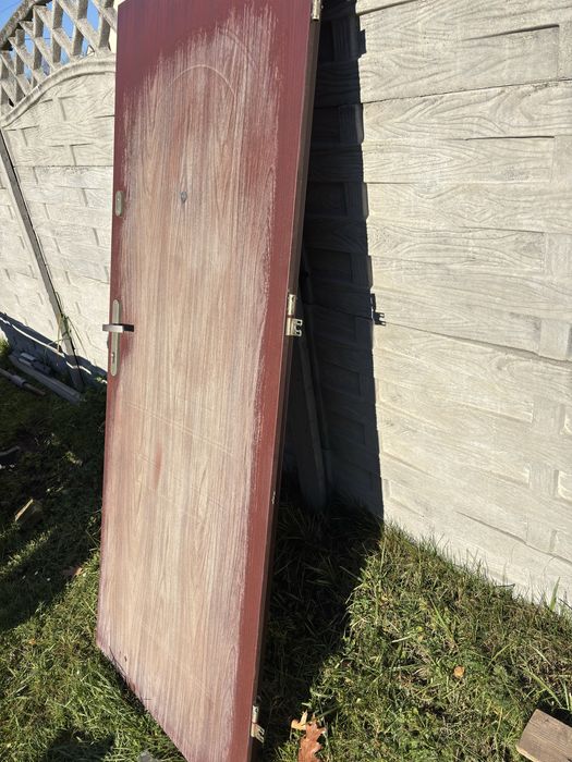 Sprzedam drzwi zewnatrzne