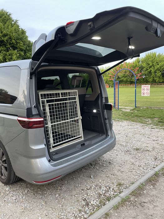 Wytrzymała klatka dla psa do samochodu SteelDog