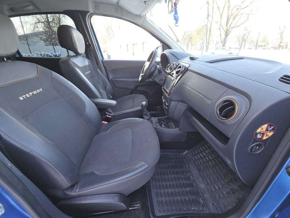 Dacia Lodgy Stepway, benzyna, półskóry, nawigacja, klima, alu 17 cali