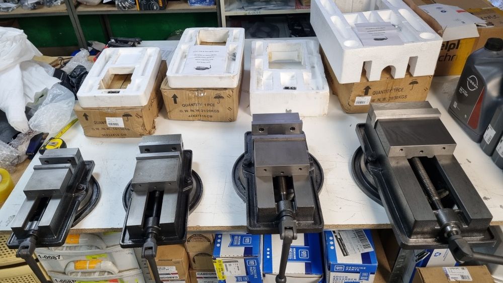 Тиски прецизионные станочные QM16160. 16200. поворотные (лещата)