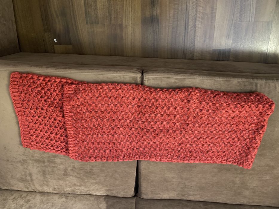 Szalik czerwony, cieply