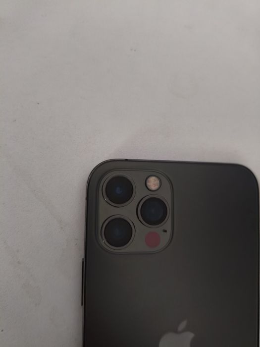 Iphone 12 pro   lock