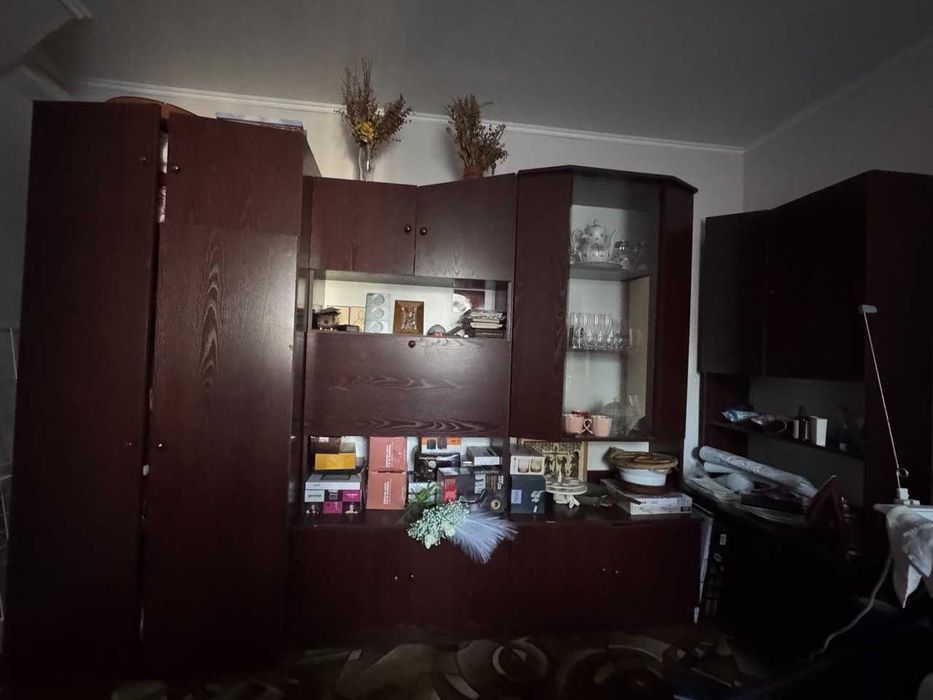 Продам  меблі, стінка Гірка