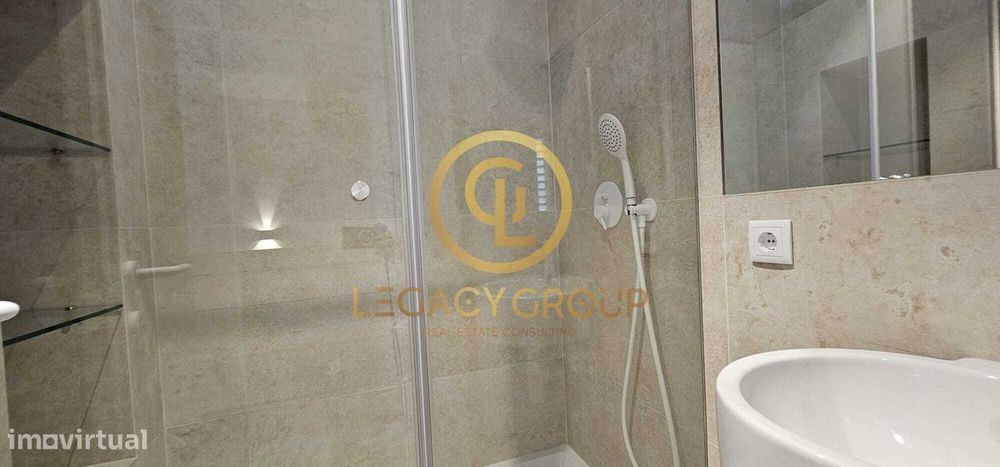 Apartamento Duplex T3 Renovado em Vilamoura
