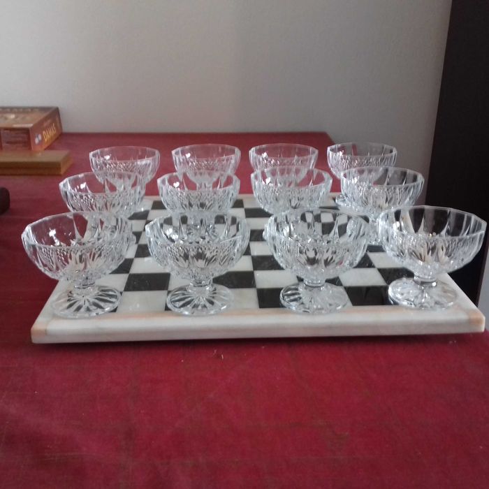 Vendo 12 copas de cristal 100% como novas.
